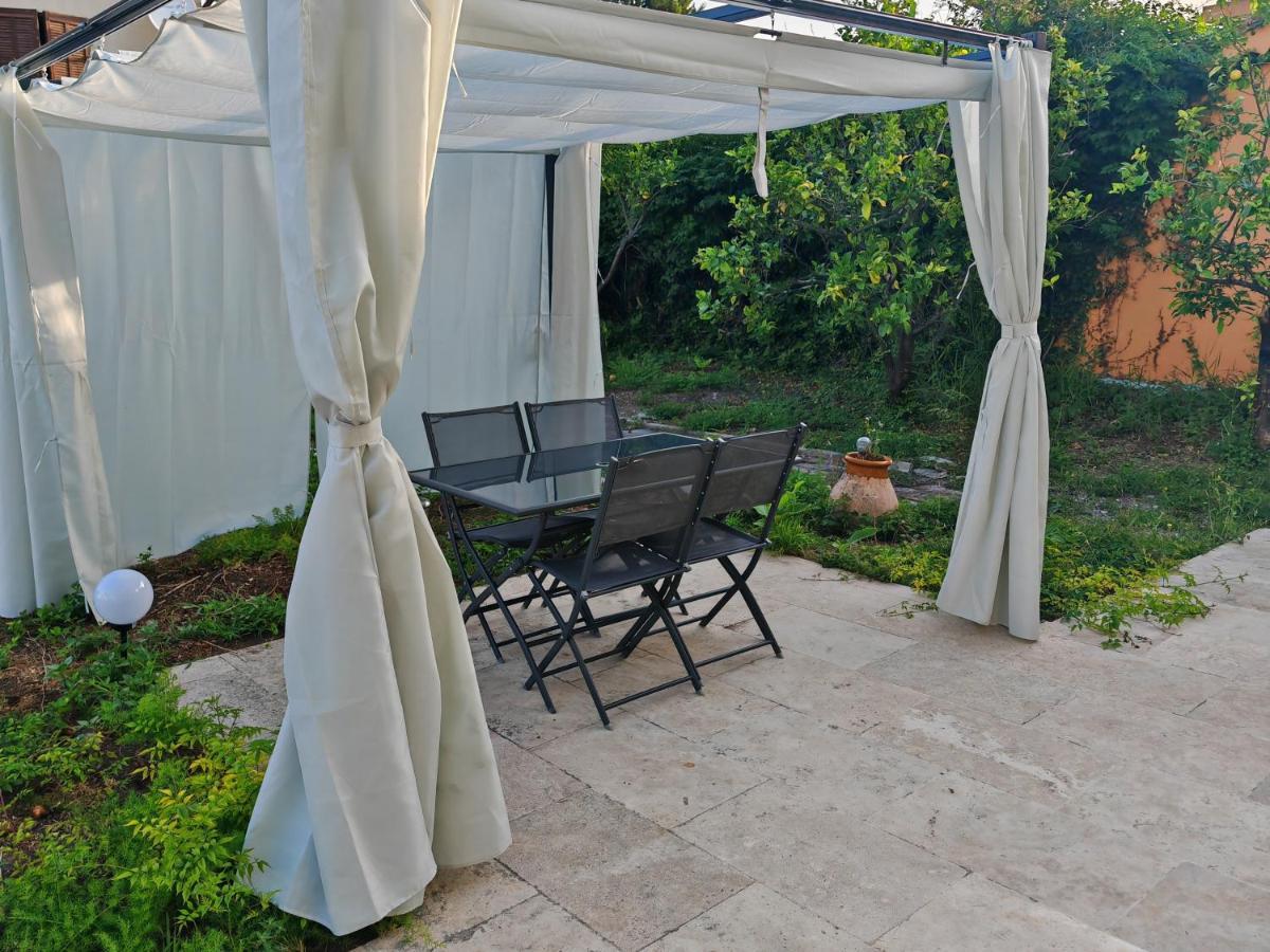 Appartement Climatise Golfe-Juan Plage วาลูริส ภายนอก รูปภาพ